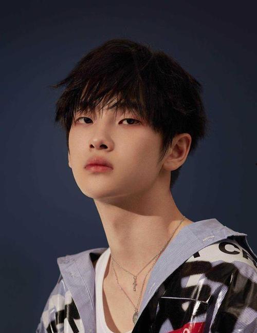 周震南吃瓜娱乐,揭秘娱乐圈幕后故事